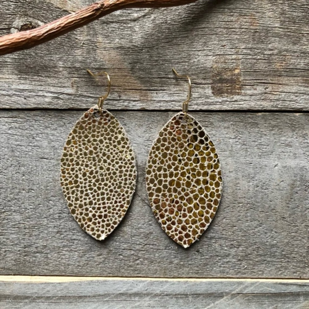 Boutique 9 Gold Textured Earrings